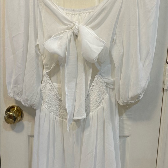 Mini Summer MINI Dress White Square Neck Ruffle Hemline Long Sleeve Size Medium - Picture 8 of 14
